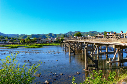 京都のおすすめデートプラン（嵐山・渡月橋）| 高級交際クラブTen Carat「10カラットコラム」