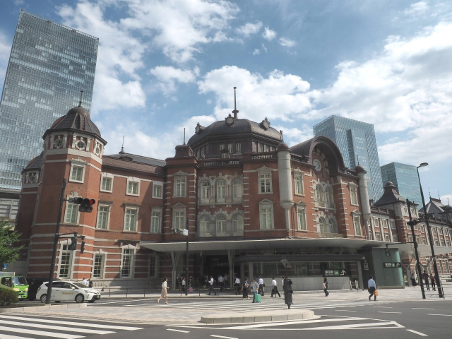 東京駅丸の内南口 | デートの印象まで決まる！女性が安心できる待ち合わせ場所BEST5 | 高級交際クラブTen Carat「10カラットブログ」